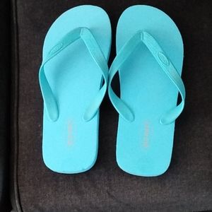 Old navy flip flops